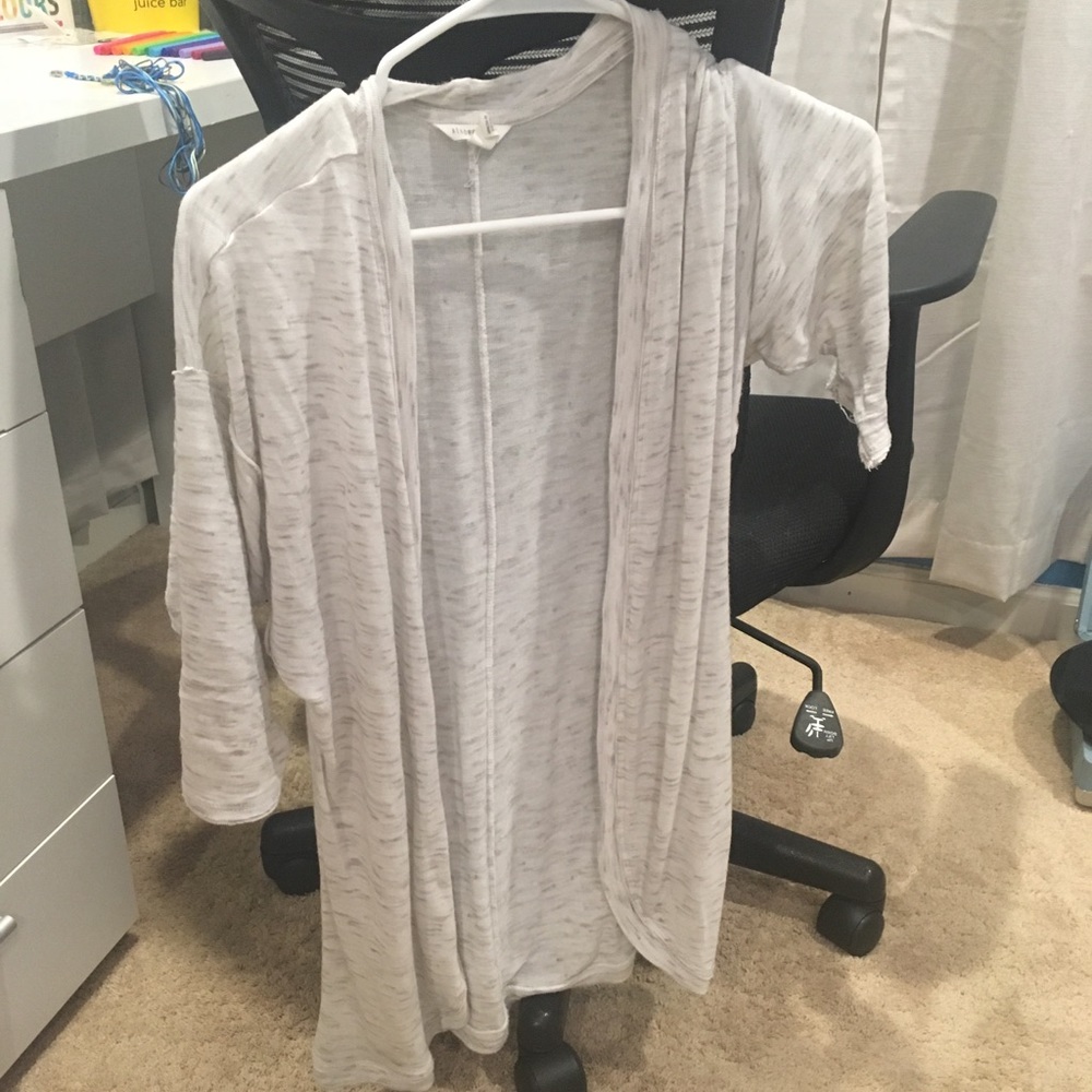 Aeropostale Grey Quarter Sleeve Cardigan